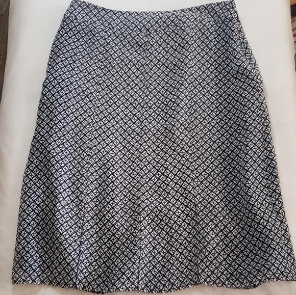 WORTHINGTON LADIES SKIRT SIZE 10